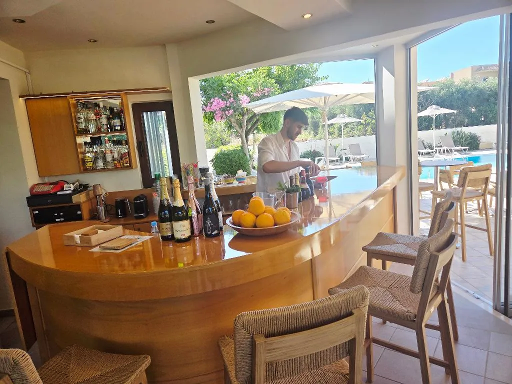 Bar, Archontiko Hotel, Crete