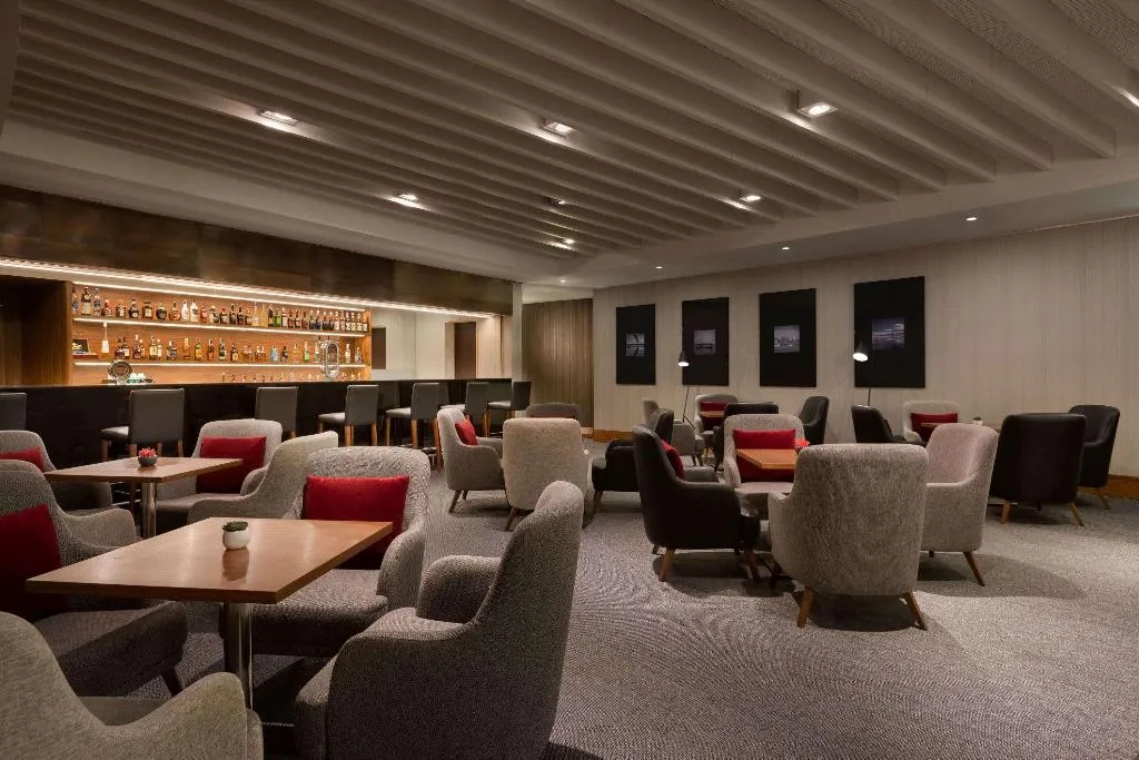 Bar, Ramada by Wyndham Lisbon, Lisbon