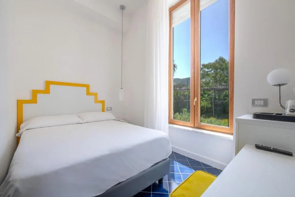 Room, Hotel Nice, Naples