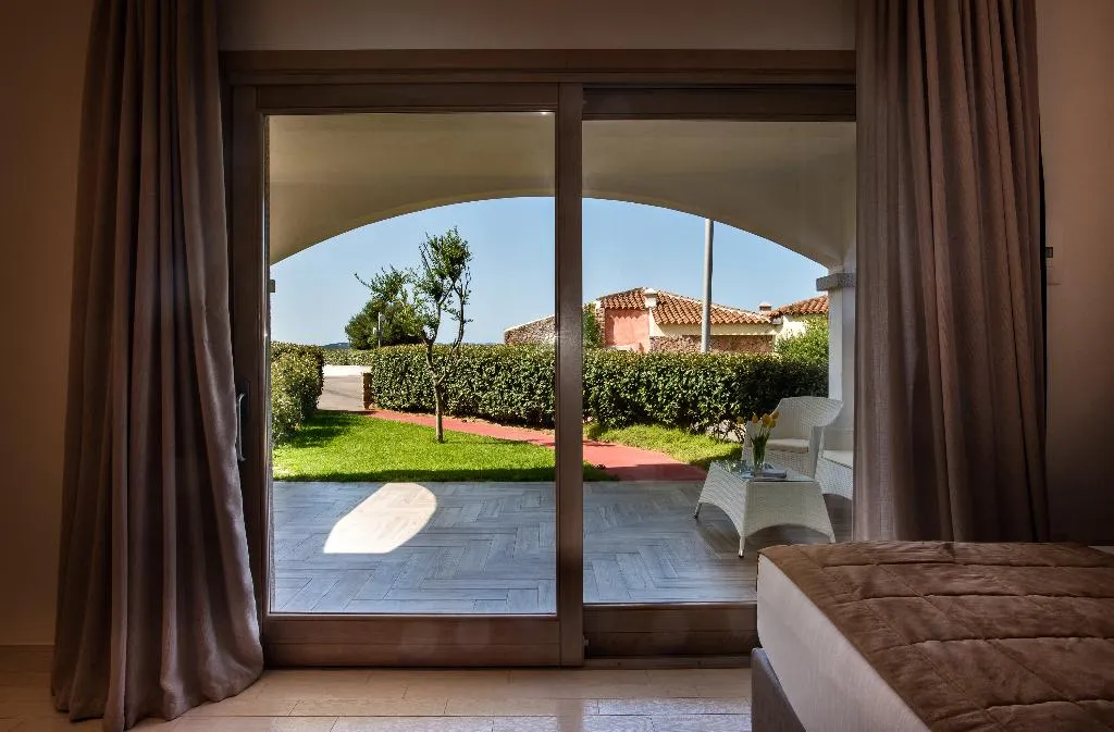 SUITE GARDEN VIEW Room, Grand Hotel Resort Ma&Ma - Adults Only, Olbia