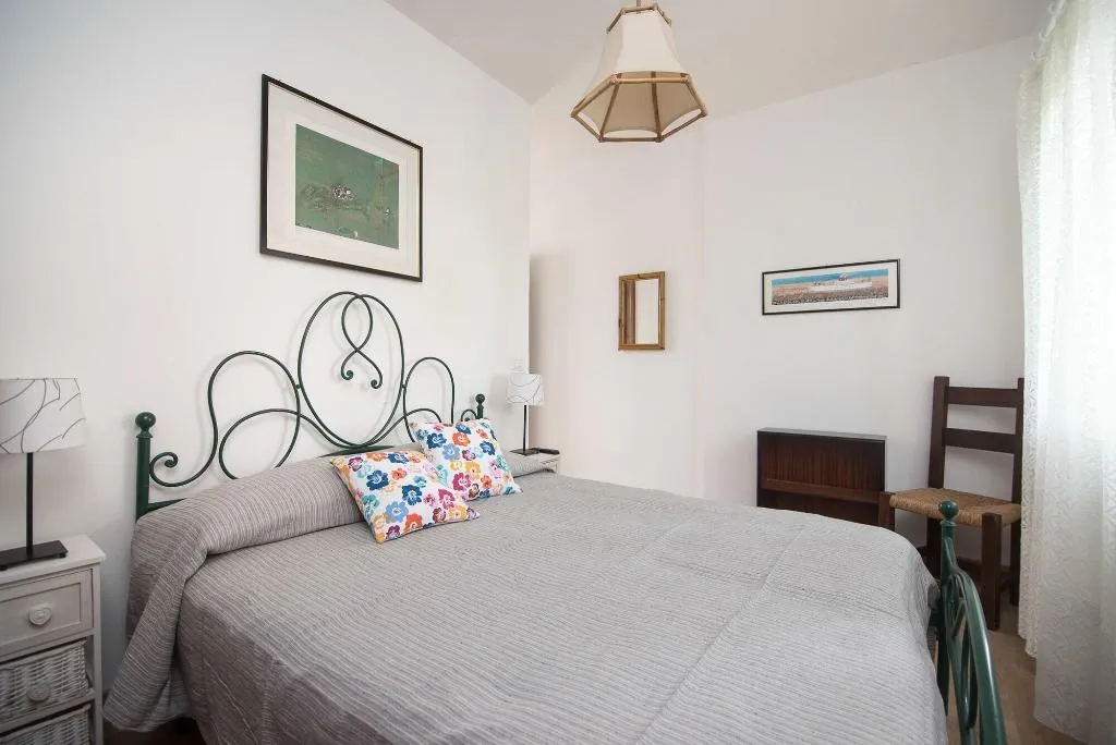 Room, Villa Degli Oleandri, Rome