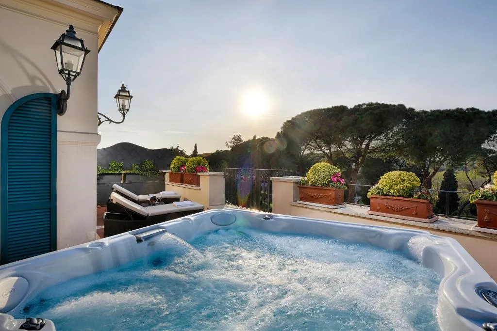 SUITE LUXURY ONE BEDROOM Room, Splendide Royal Rome, Rome