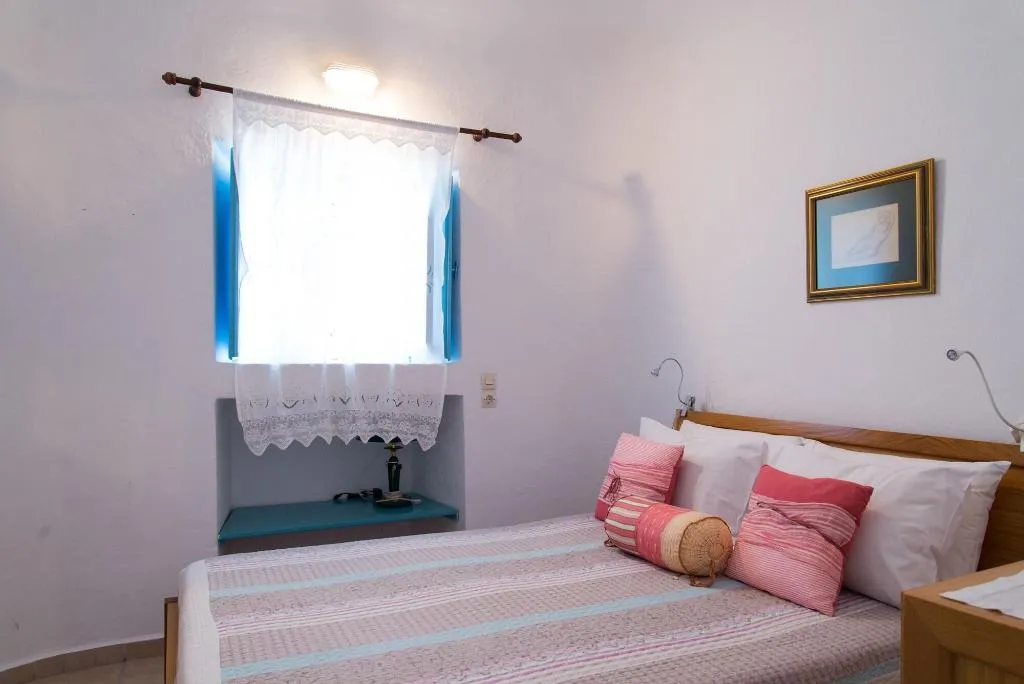 Room, Canava Santino, Santorini