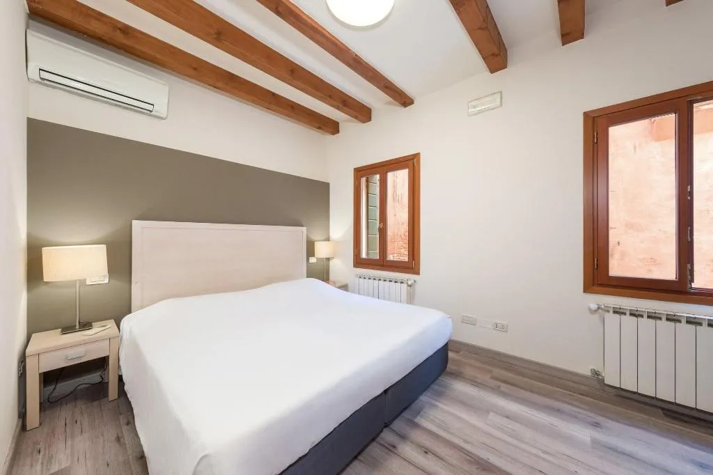 Room, B&B Casanova ai Tolentini, Venice