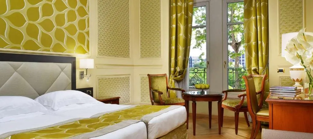 Room, Grand Visconti Palace, Milan