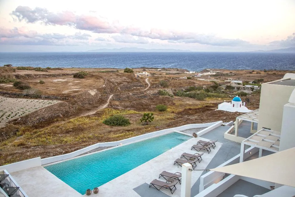 General view, Aplai Dome, Santorini