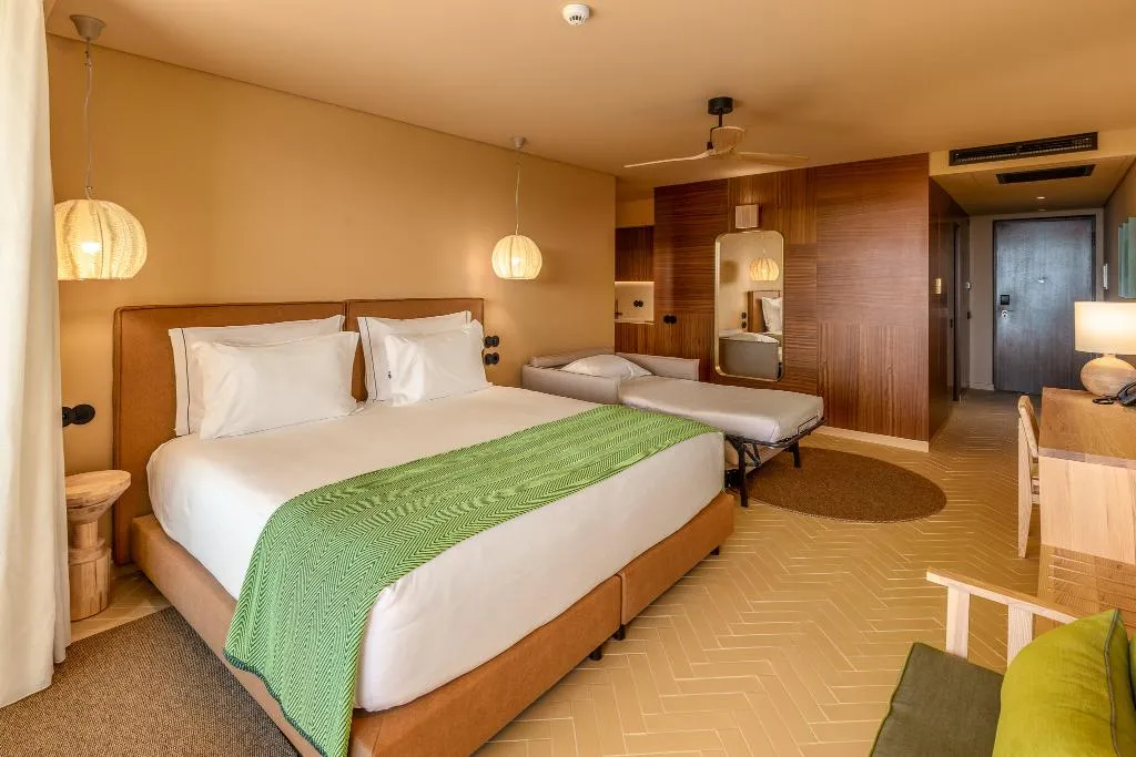 Double or Twin SUPERIOR Room, 3HB Falesia Beach, Algarve