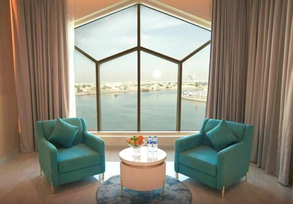 Double or Twin SUPERIOR SEA VIEW Room, Concorde Creek View Hotel, Dubai