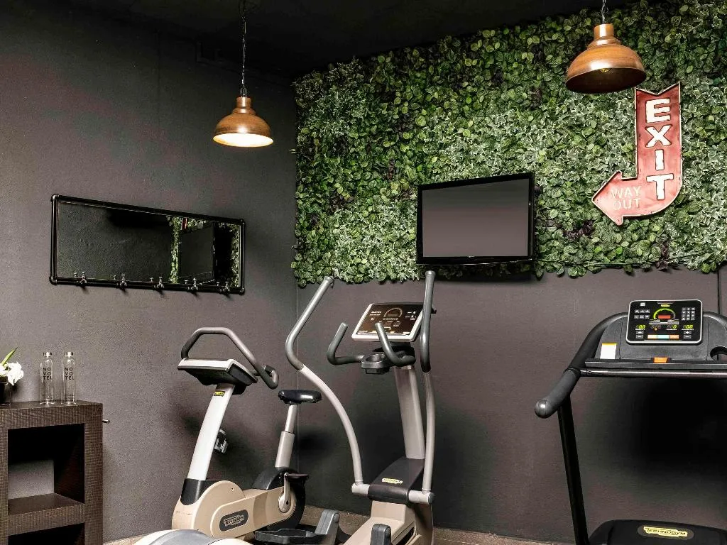 Sports and Entertainment, Novotel Barcelona City, Barcelona