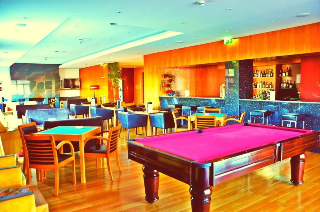 Bar, Lusitânia, Porto