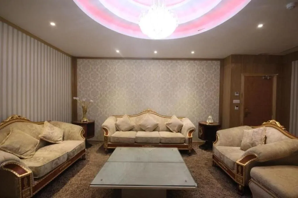 Lobby, Hotel Menoir Dorsett, Madrid