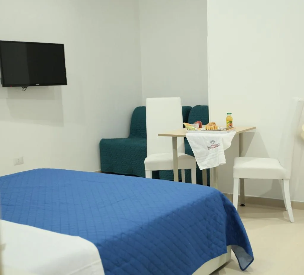 Room, Il Gioiellino Lifestyle, Naples