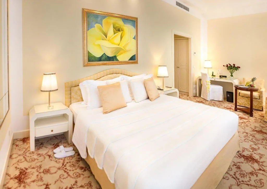 Room, Grande Albergo Delle Rose, Rhodes