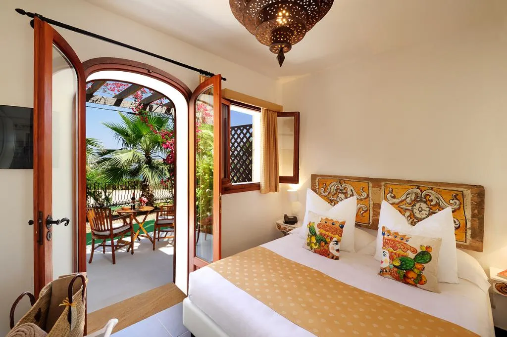 Double or Twin STANDARD Room, Le Calette Bay, Palermo