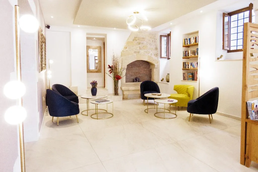 Lobby, Casa Moazzo, Crete