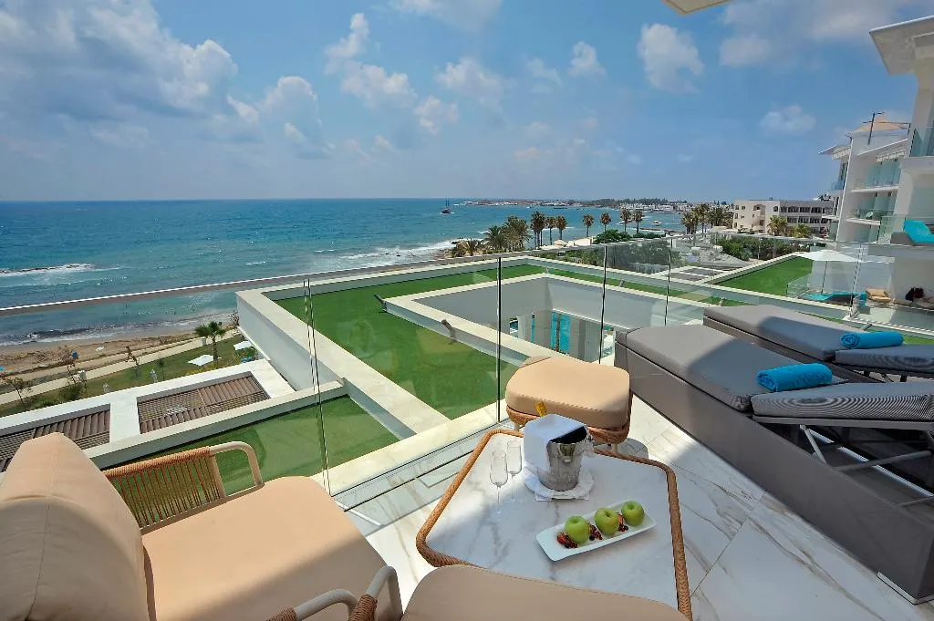 SUITE HONEYMOON Room, Amavi, MadeForTwo Hotels - Paphos, Cyprus