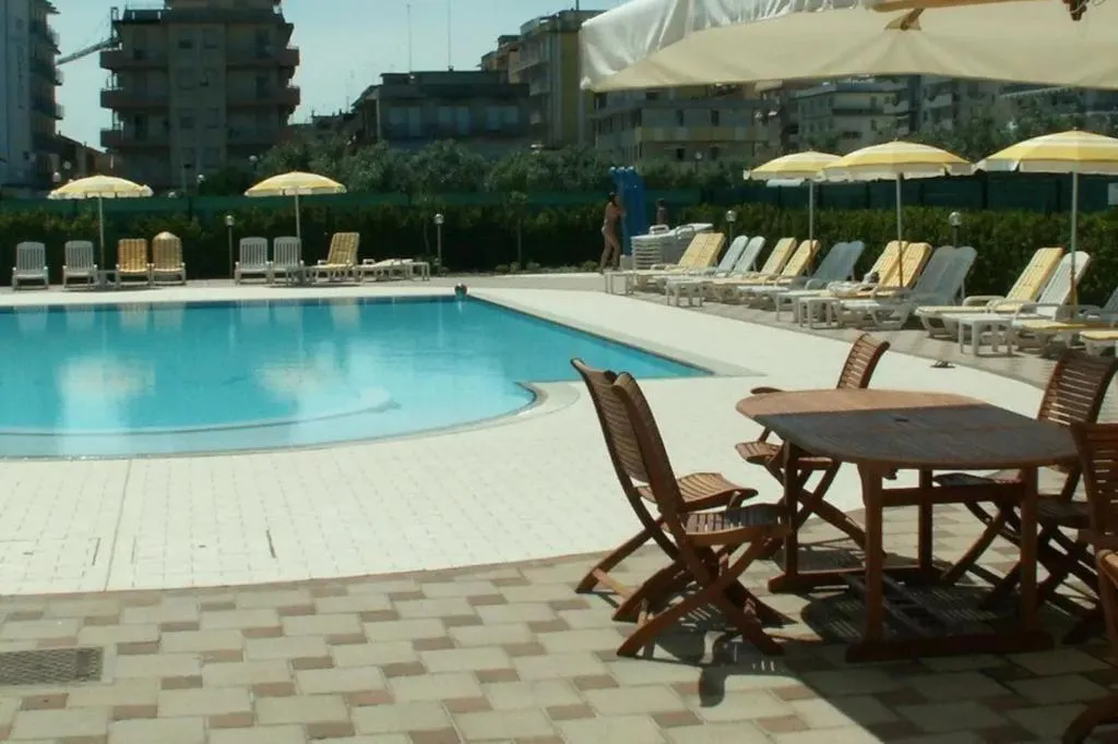 Sports and Entertainment, Hotel Sole, Venice
