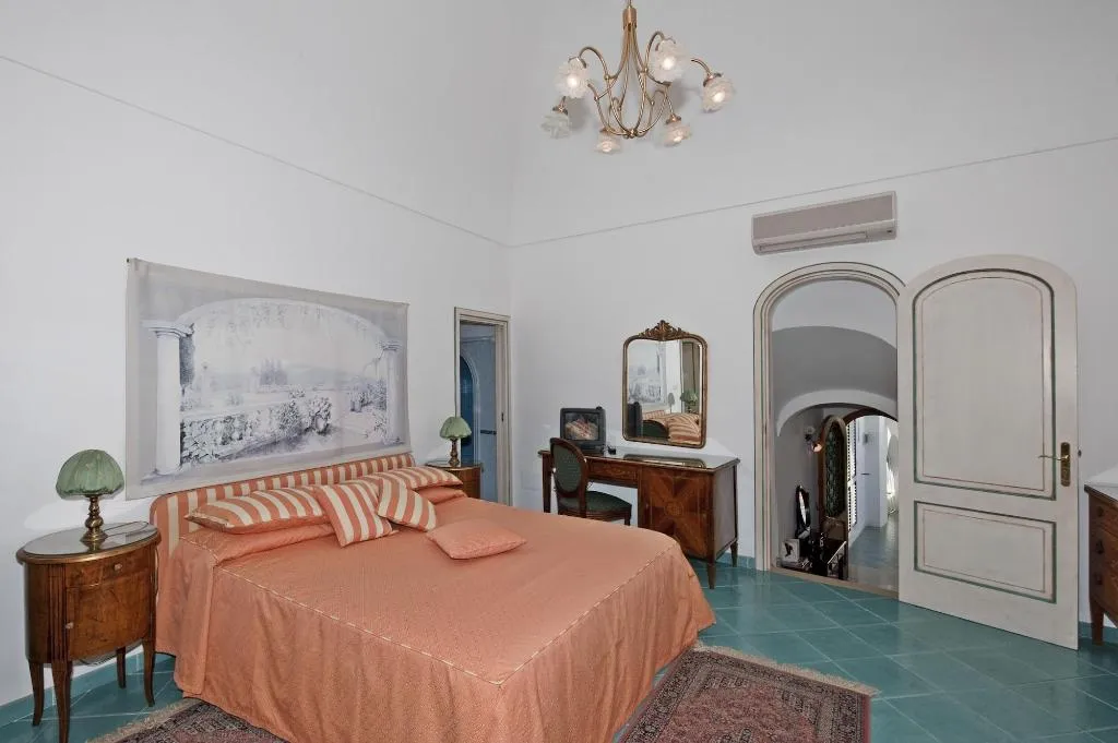 Room, Casa Teresa, Naples