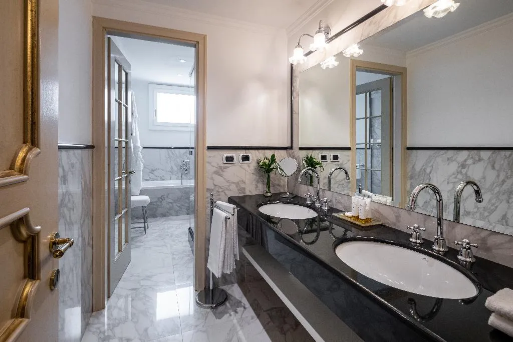 SUITE LAGOON VIEW Room, Baglioni Hotel Luna, Venice