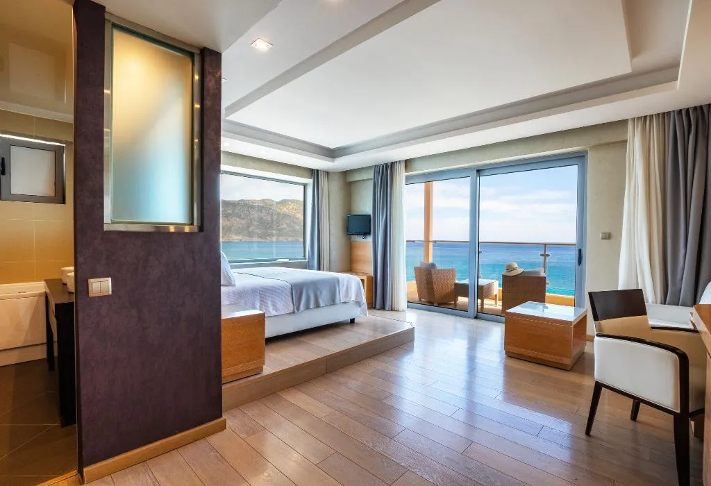 JUNIOR SUITE SEA VIEW Room, Konstantinos Palace, Rhodes
