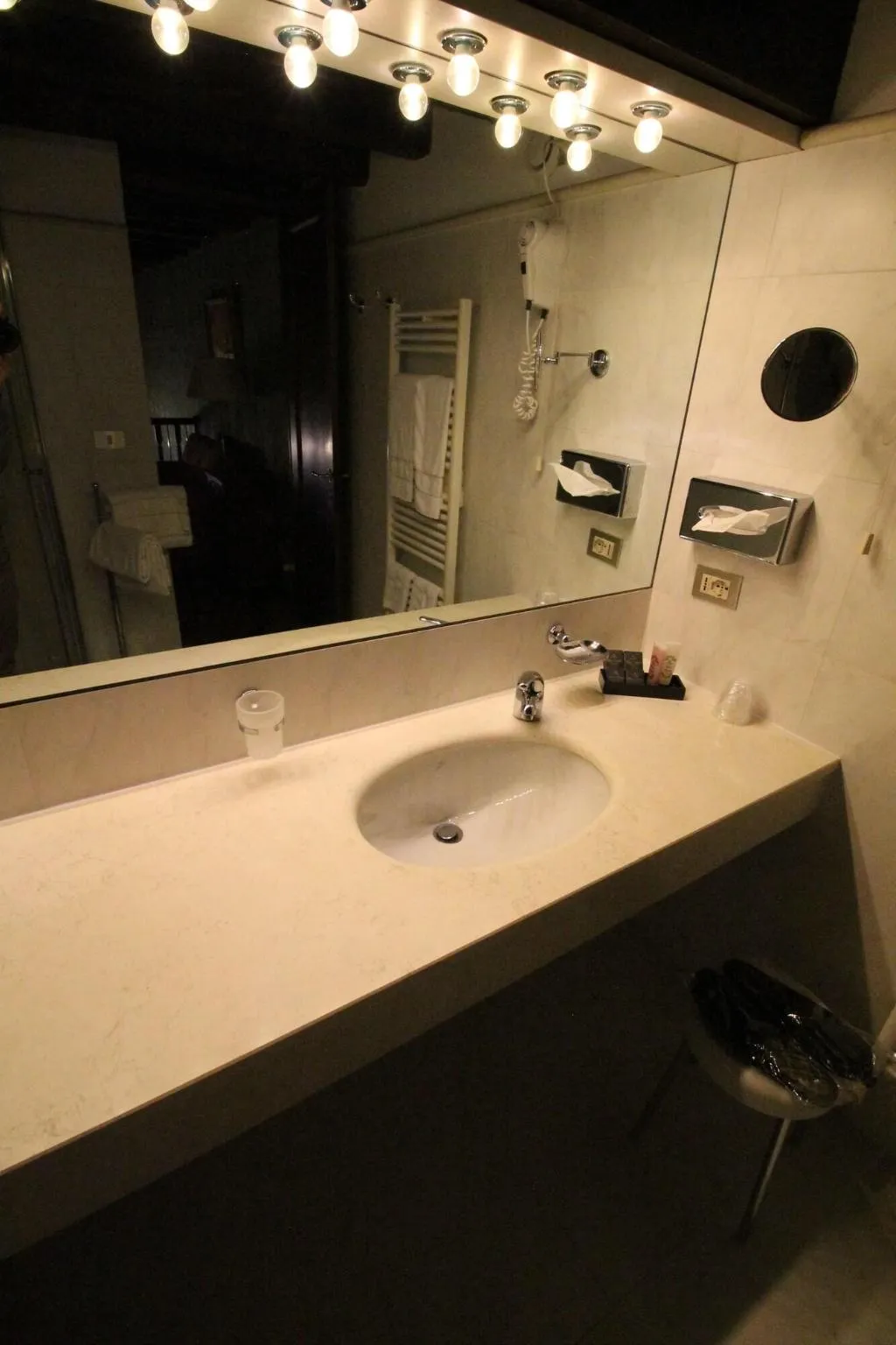 SUITE QUEEN SIZE BED Room, Palazzo Abadessa, Venice