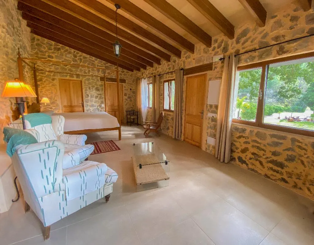 SUITE CAPACITY 2 Room, Finca Hotel Son Pont, Majorca