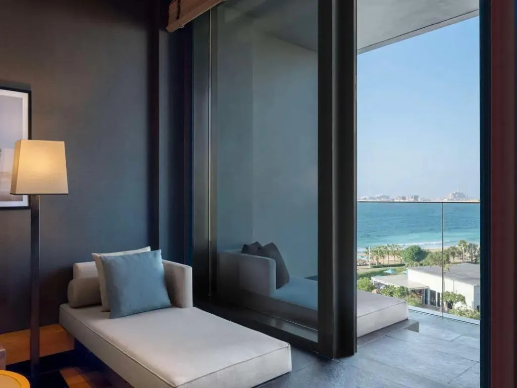 Room GUEST ROOM RESORT VIEW Room, Banyan Tree Dubai, Dubai