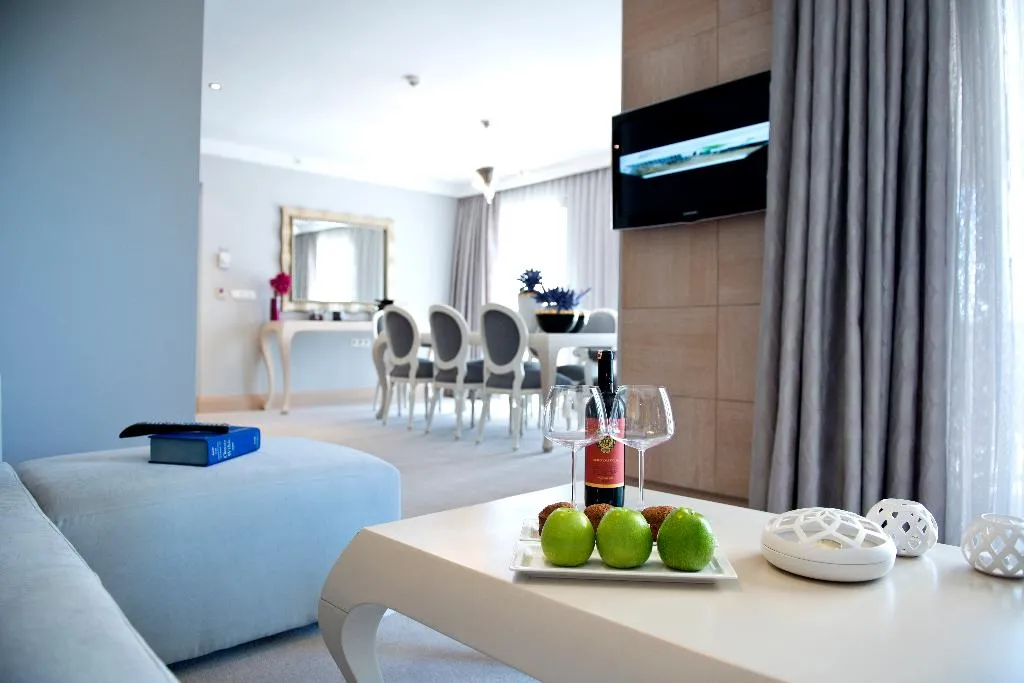 SUITE DELUXE Room, Ramada Resort by Wyndham Bodrum, Bodrum