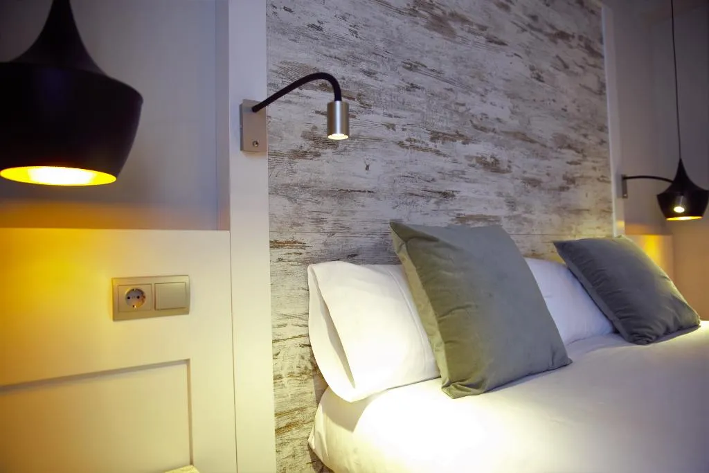 DOUBLE STANDARD Room, Cims de Camprodon, Barcelona