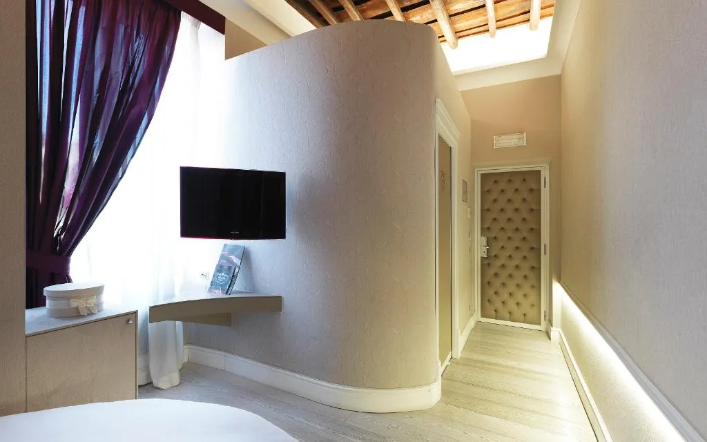 DOUBLE STANDARD Room, LE REVE DE NAIM Roma, Rome