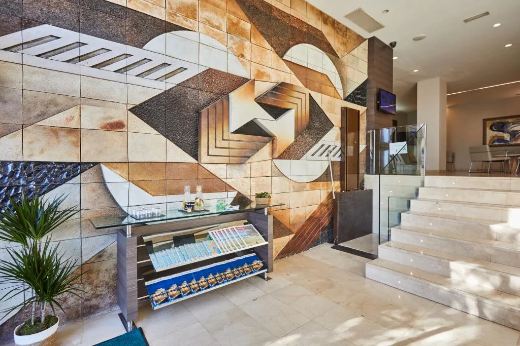 Lobby, Silken Turcosa 3* Sup, Valencia