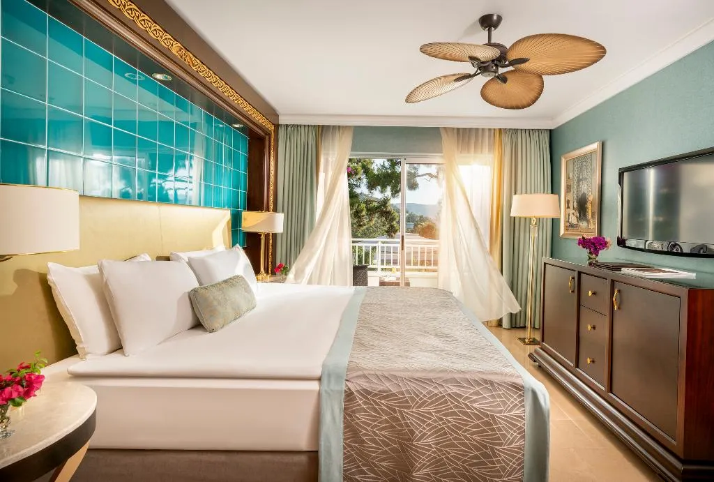 DOUBLE DELUXE GARDEN VIEW Room, Rixos Premium Bodrum, Bodrum