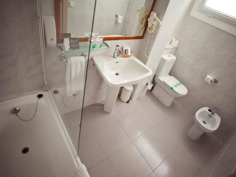 Double or Twin STANDARD Room, Subur Maritim, Costa Brava