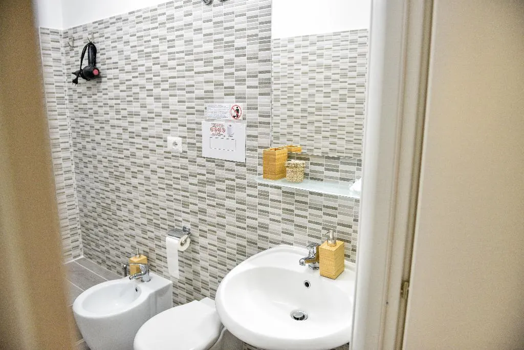 DOUBLE STANDARD Room, B&B Portafortuna Lucky Charm, Naples
