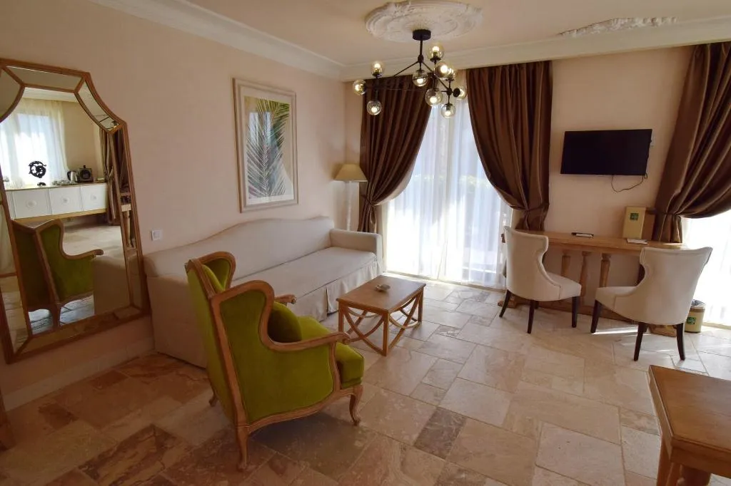 Room, Therma Palace, Varna