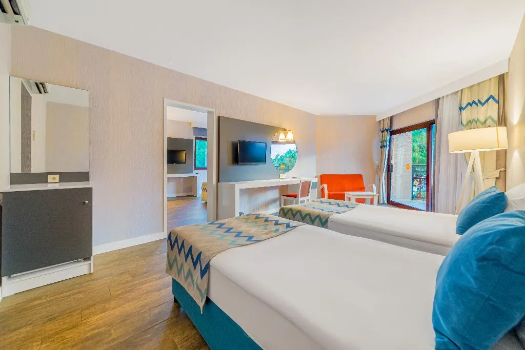 FAMILY ROOM TWO BEDROOMS Room, Justiniano Park Conti, Antalya