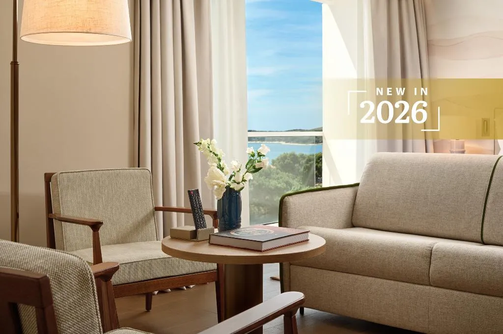 JUNIOR SUITE SEA VIEW Room, Amfora Hvar Grand Beach Resort, Split