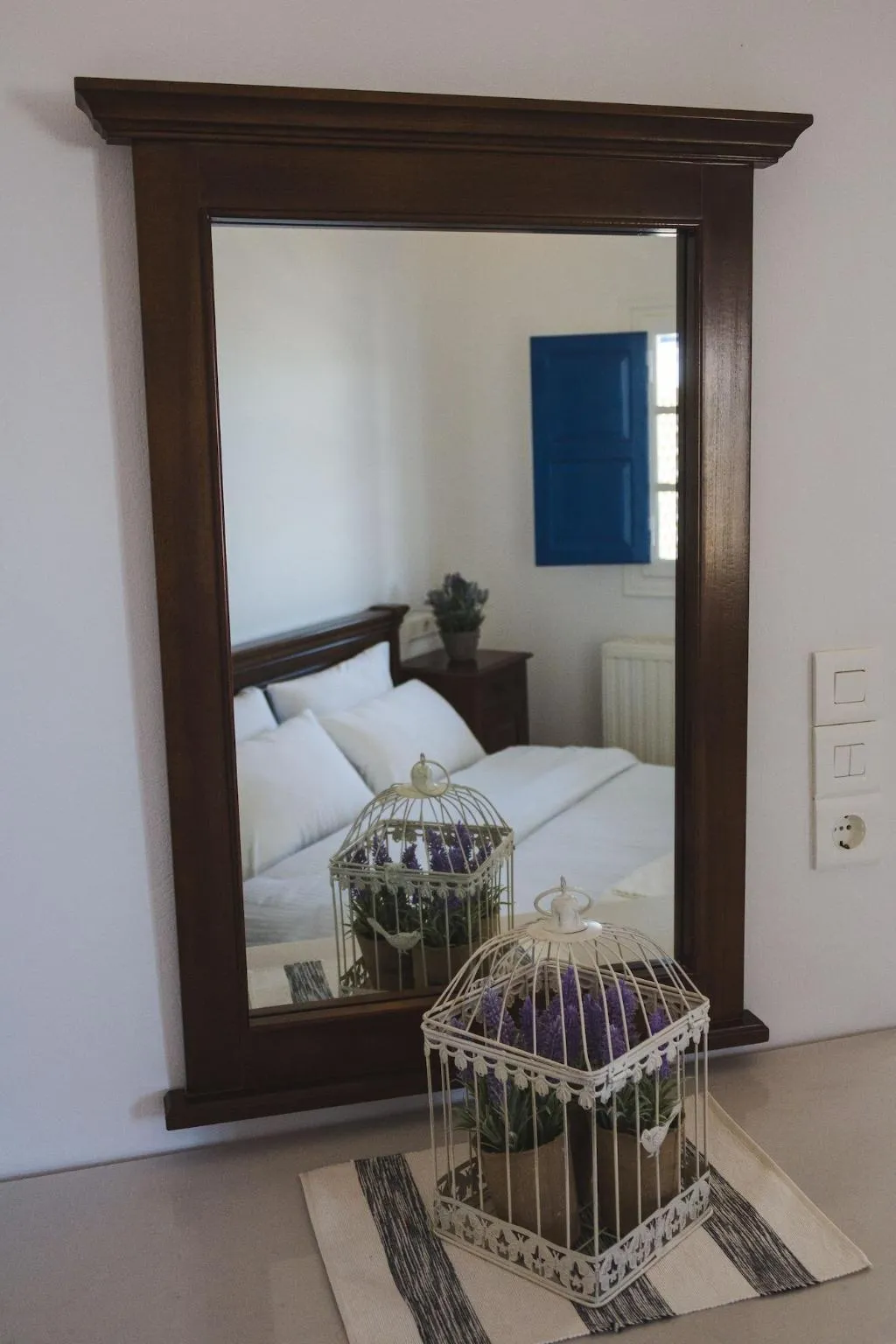 Room, Cultural House, Santorini