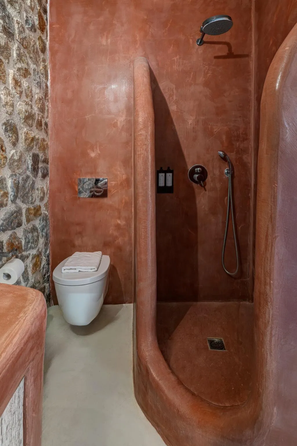 SUITE KING SIZE BED Room, Desiterra Resort, Santorini