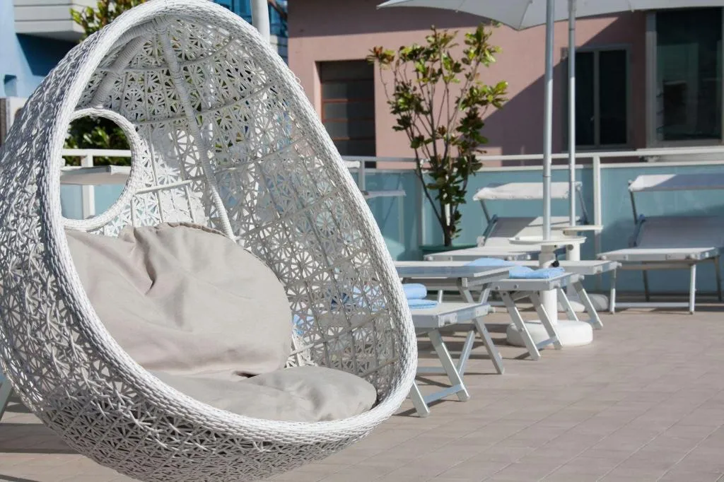 Sports and Entertainment, Hotel Albatros, Venice