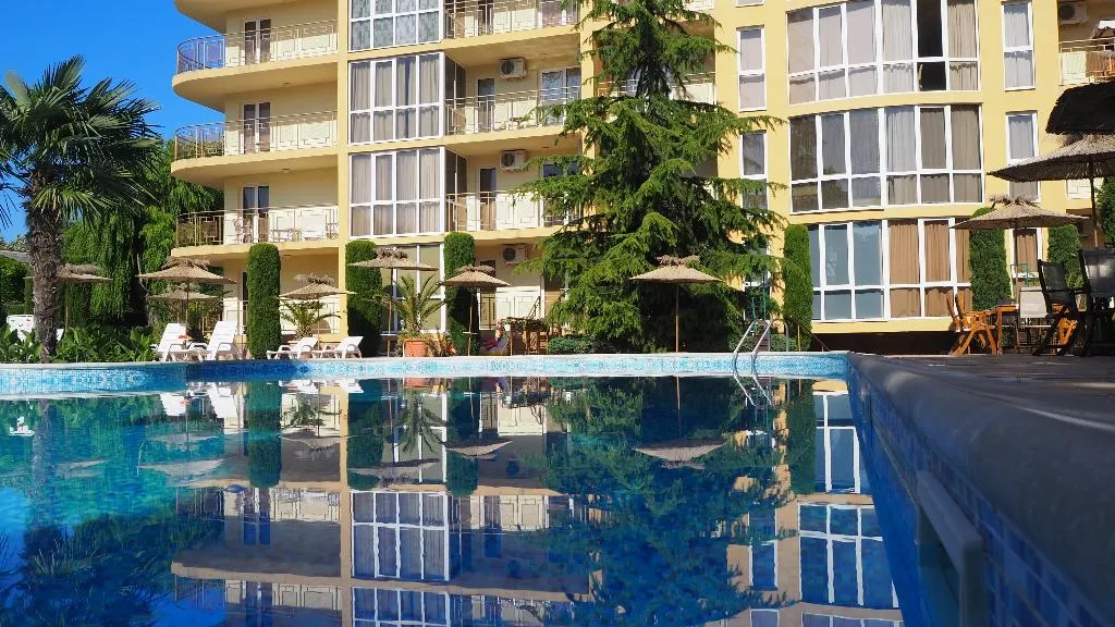 Pool, Joya Park Complex, Varna