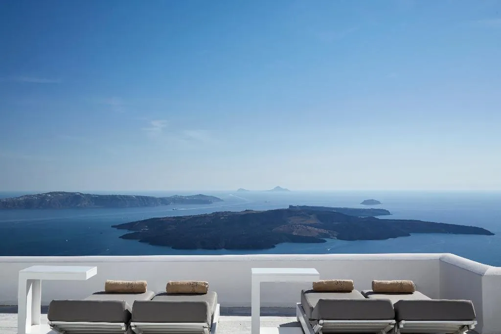 VILLA THREE BEDROOMS WITH PRIVATE POOL Room, Canaves Elefas Villas, Santorini