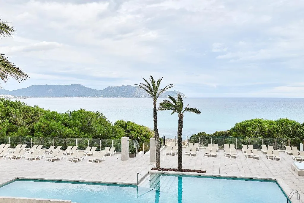 JUNIOR SUITE SEA FRONT Room, Iberostar Waves Cala Millor, Majorca