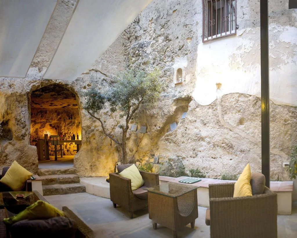 Terrace, Locanda Al Moro, Catania