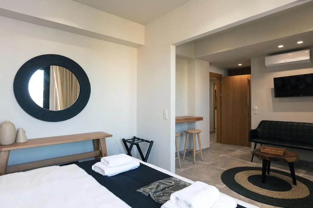 Room, Chapter 02 Gallery Suites, Crete