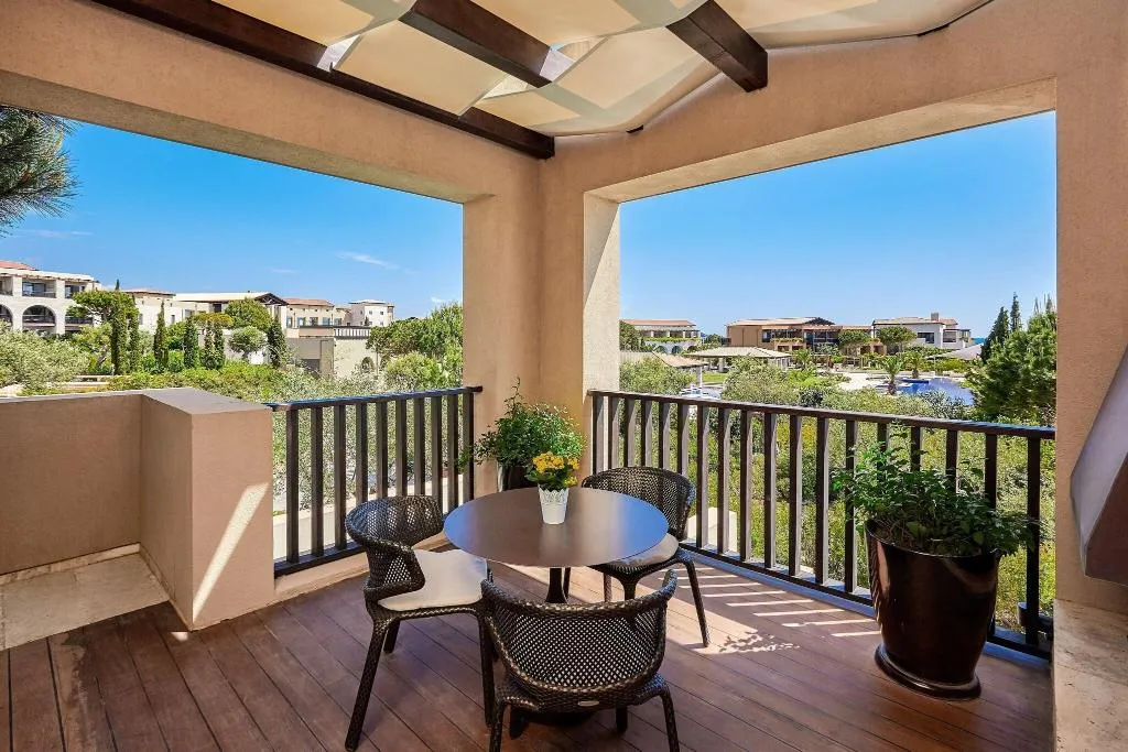 Room, The Romanos, A Luxury Collection Resort, Kalamata