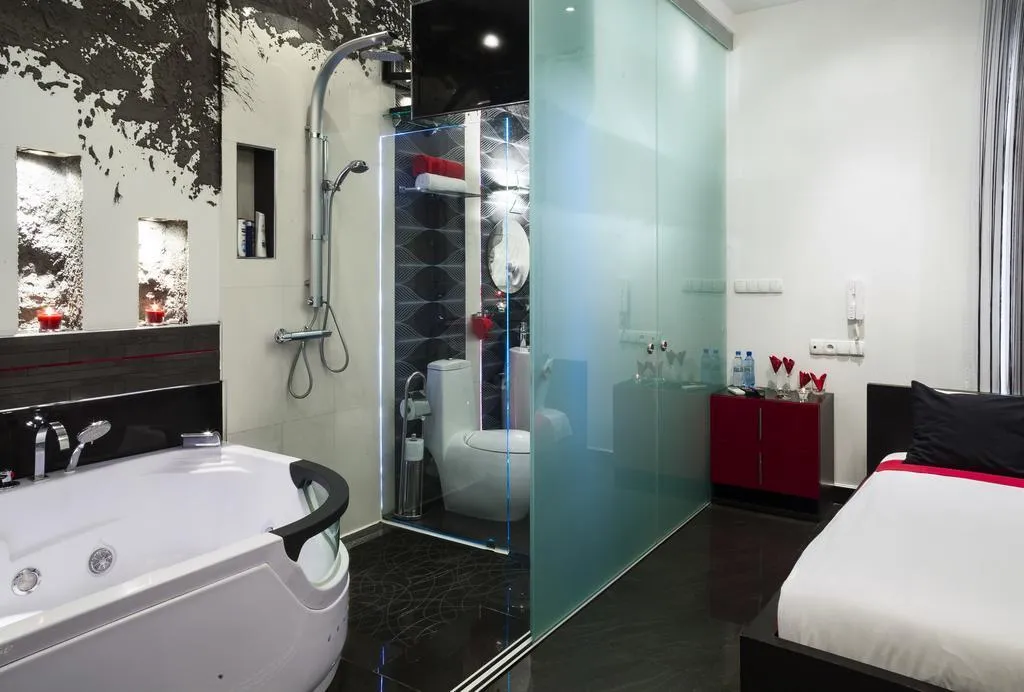 DOUBLE SUPERIOR Room, Komorowski Luxury Guest Rooms, Krakow