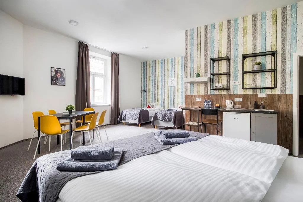 STUDIO STANDARD Room, Hotel Villa Wagner, Prague