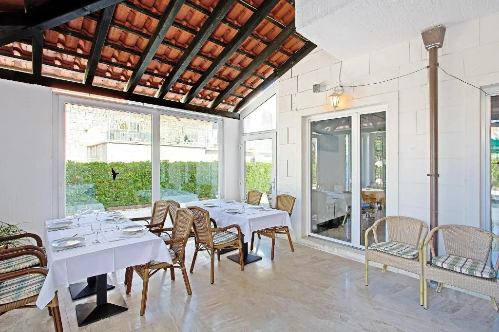 Restaurant, Villa Supetar, Split