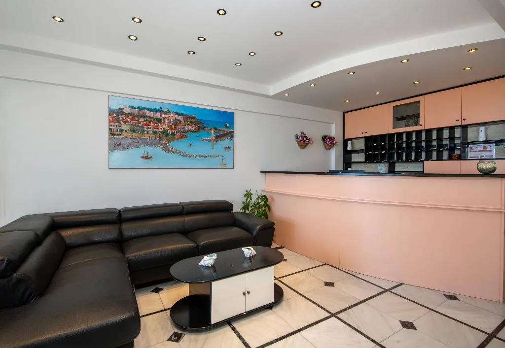 Lobby, Sunrise Apartments, Crete